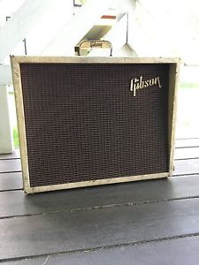 1961 blonde Gibsonette ga8t amplifier; Gibson amp