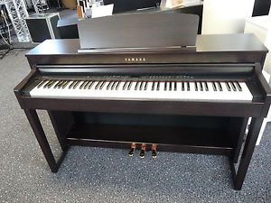 Yamaha Clavinova CLP 440 Vorführgerät NEU mit Garantie