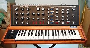 Moog Minimoog Voyager OS Old School- Vintage Analog Synthesizer