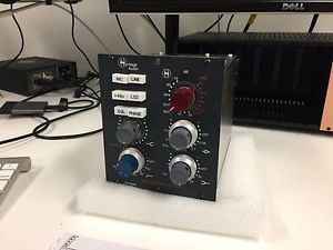 1 month old Heritage Audio 1073/500 API 500 Series Neve-Style Mic Preamp & EQ