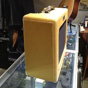 1950's Fender Deluxe Tweed Tube Amp