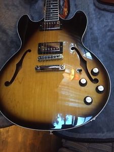 Gibson Midtown Standard (Excellent condition) With Standard Grover Tuners