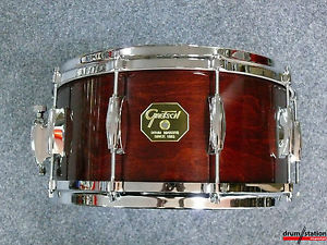 Gretsch USA Custom Snaredrum in "Walnut Gloss"  -  14x6,5"