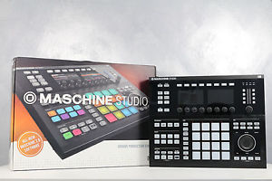 Native Instruments - Maschine Studio Black (Neuwertig) *v. Händler*