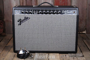 Fender® 65 Deluxe Reverb Reissue Electric Guitar Amplifier Tube Amp w Footswitch