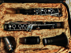 A (LA) CLARINET BOEHM SYSTEM HENRY SELMER PARIS SERIES 10S