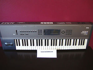 Korg N364 Music Workstation #1 Mint condition / FREE 1yr-WARRANTY PLAN