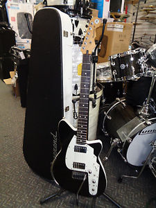 used Reverend USA Rocco electric guitar w/ OHSC Setup