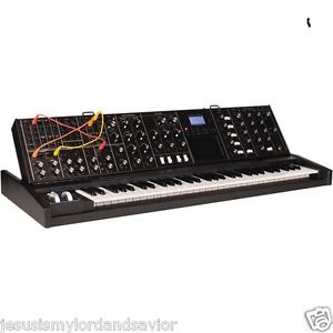 Moog Minimoog Voyager XL Monophonic Synthesizer ( Tolex )