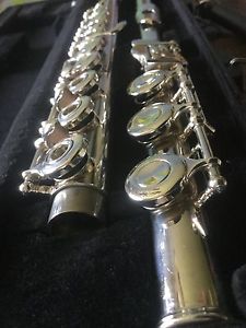 Yamaha Flute 381 With Silver Head Joint And B Foot