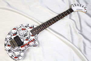 Hello Kitty Fernandes Zo3hk Mini