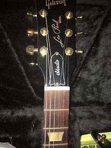 gibson les paul studio