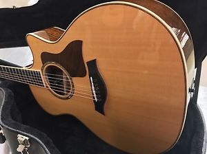 Taylor 800 814ce Acoustic/Electric Guitar