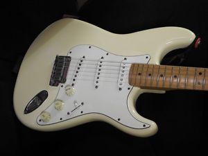 1998 White Fender USA Stratocaster