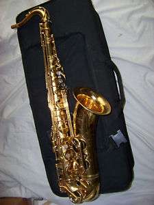 YAMAHA YTS-875 "Custom" TENOR SAXOPHONE - VERY NICE!