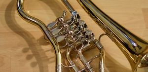 FLÜGELHORN FLUMPET TRÜGELHORN in B / Bflat