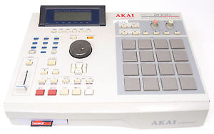 Akai MPC 2000XL 32MB CF Cardreader überholt mit Gewährleistung. Topzustand!