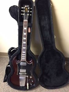 Gibson Angus Young SG Cherry Electric Guitar With Fitted Case AC/DC