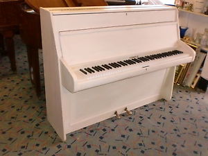 KEMBLE MODERN  SMALL overstrung and underdamper can deliver £380 BUY CAN DEL