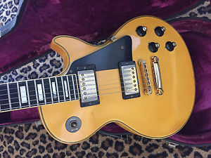 1974-1975 Gibson Les Paul Custom vintage guitar, white