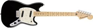 Fender Fender MUSTANG / Black