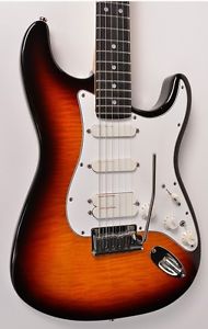1991 Fender Stratocaster ULTRA Sunburst Flame ~MINT~ 1990s Strat Original Case