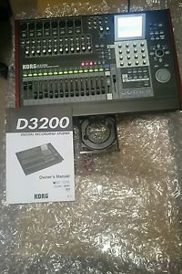 KORG D3200