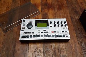 Elektron Machinedrum SPS-1UW+ MkII and TM-1 MIDI interface