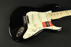 Fender American Pro Stratocaster - Maple Fingerboard - Black (340)