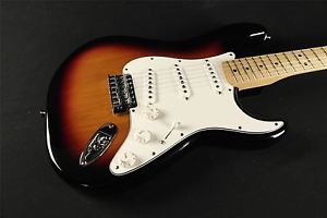 Fender 0144602532 Standard Strat