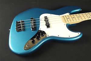 Fender Standard Jazz Bass - Maple Fingerboard - Lake Placid Blue (131)