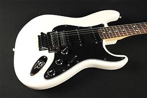 Fender Standard Stratocaster HSS with Floyd Rose - Olympic White (670)