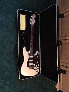 Fender American Deluxe Stratocaster HSS Electric Guitar