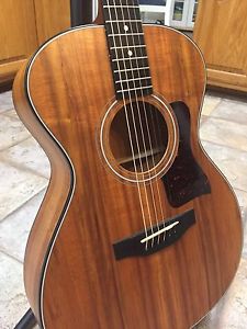 1996 Taylor 422K Acoustic Guitar - Solid Koa With OHSC Excellent/Near Mint