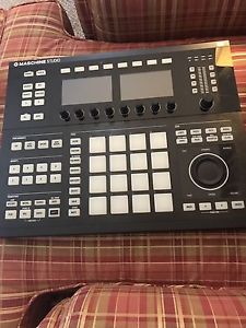 Native Instruments Maschine Studio - Black