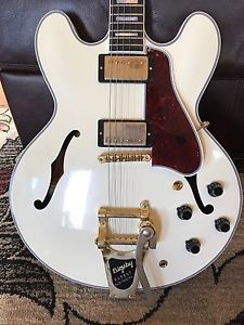 Gibson ES-355 Classic White