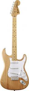 Fender Classic Series '70s Stratocaster Maple Fingerboard Natural 137002321