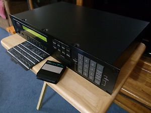 Yamaha TX802 with Cartrididge & Editor -- Stunning condition!