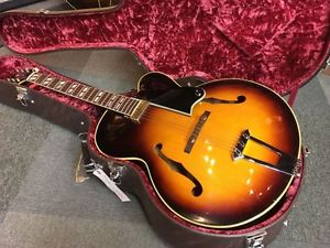 Gibson L-7C w / PU Sunburst 1966 Used  w/ Hard case