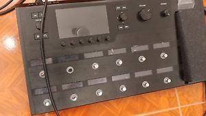 Line 6 Helix Multi-Effects Guitar Effect Pedal