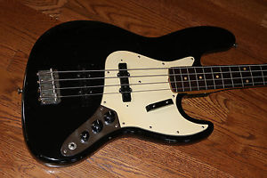1964 Fender Jazz Bass refinished Black