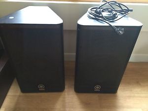 Yamaha DXR12 Powered Speaker (Pair) w/ Weather Resistant Cover (Make Best Offer)