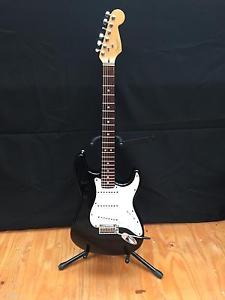 FENDER STANDARD STRATOCASTER 1995 BLACK WITH TBX CONTROL