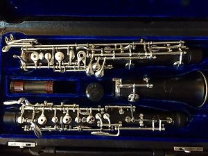 F Loree oboe - excellent condition