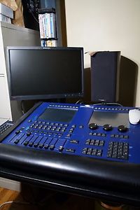WholeHog II (w/ Remote, Mouse, Monitor, Cables) *FREE PICKUP OPTION*