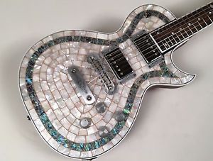 Zemaitis Pearl Front Series "Little Ring" Pearl Front (C24PF PH) w/ Gig Bag