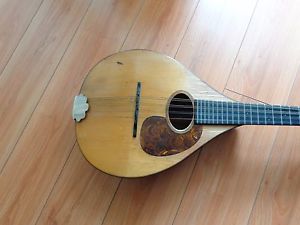 Vintage 1927 Martin Mandolin with case