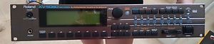 Roland XV 5080- 128 voices- Keyboard Synthesizer