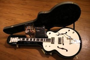 Gretsch G7593T Billy Duffy Falcon guitar w/Hard case/456