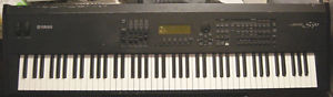 Yamaha S90 88-Key Digital Performance Synthesizer Keyboard S-90